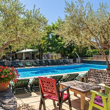 Logis Hotel Restaurant L'Escarbille Saint-Martin-dʼArdèche المظهر الخارجي الصورة