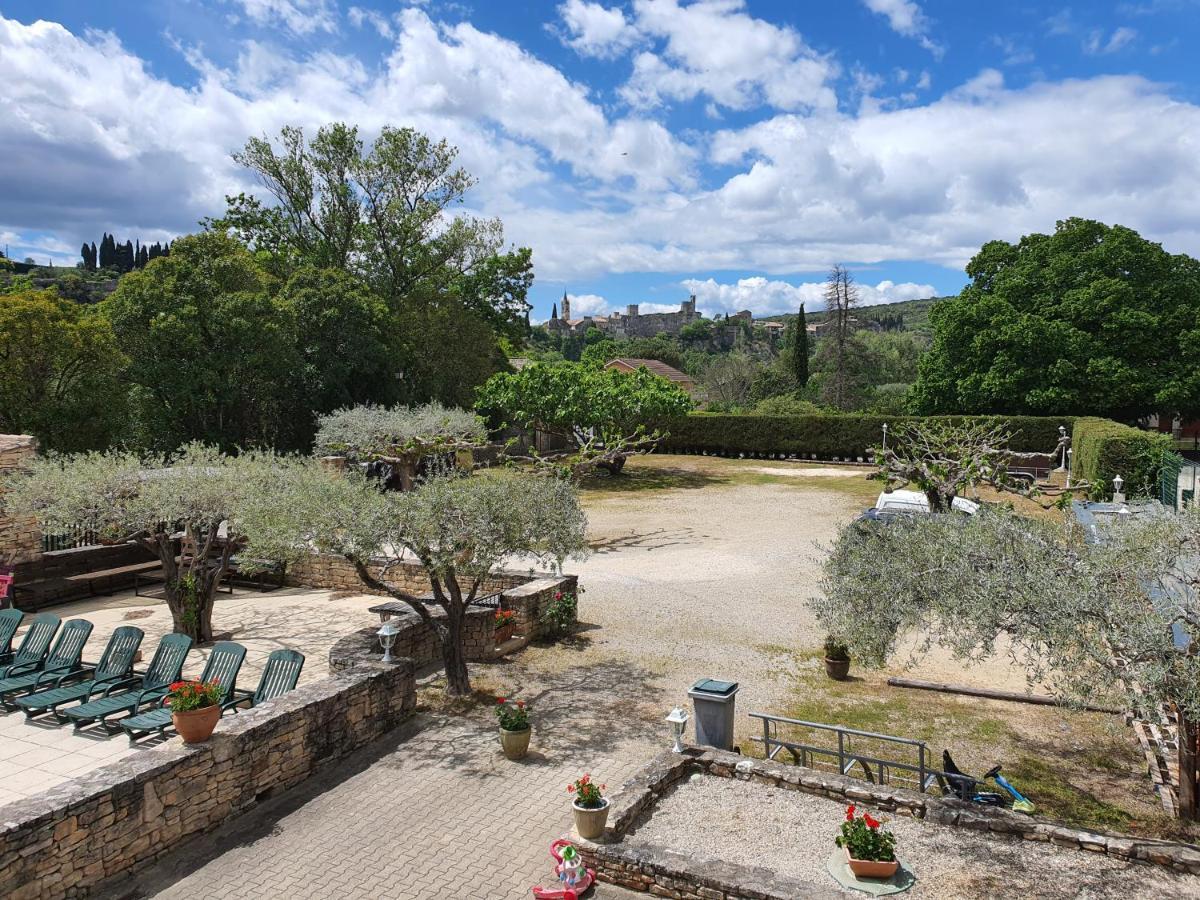 Logis Hotel Restaurant L'Escarbille Saint-Martin-dʼArdèche المظهر الخارجي الصورة